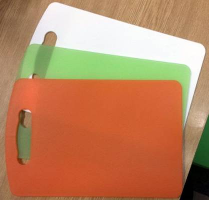 Prkénko 30x20x0,4 plast